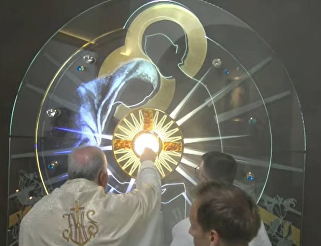 Gwiazda na Płaszczu Maryi w Warszawie Zaciszu